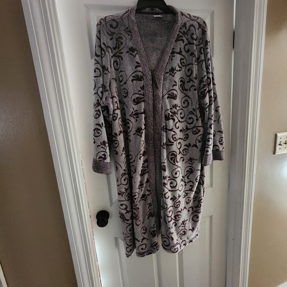 Fleece bathrobe